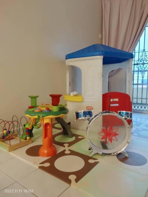 Rawang Conner Lot Homestay Exteriör bild